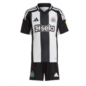 Billiga Newcastle United Alexander Isak #14 Hemmatröja Barn 2024-25 Kortärmad (+ Korta byxor)